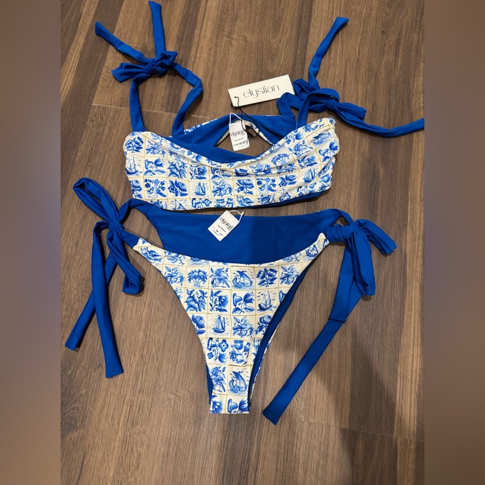 ELYSIIAN reversible blue bikini